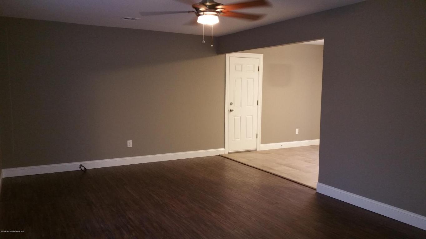 34 Bobwhite Ct, Forked River, NJ 08731 photo 5