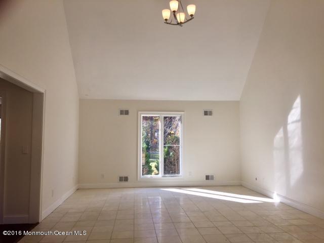 4 Galassi Ct, Jackson, NJ 08527 photo 5