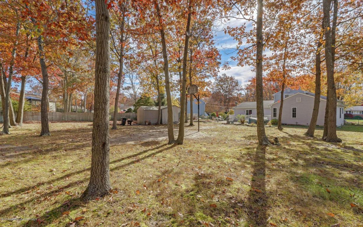 21 Roberta Dr, Howell, NJ 07731 photo 47