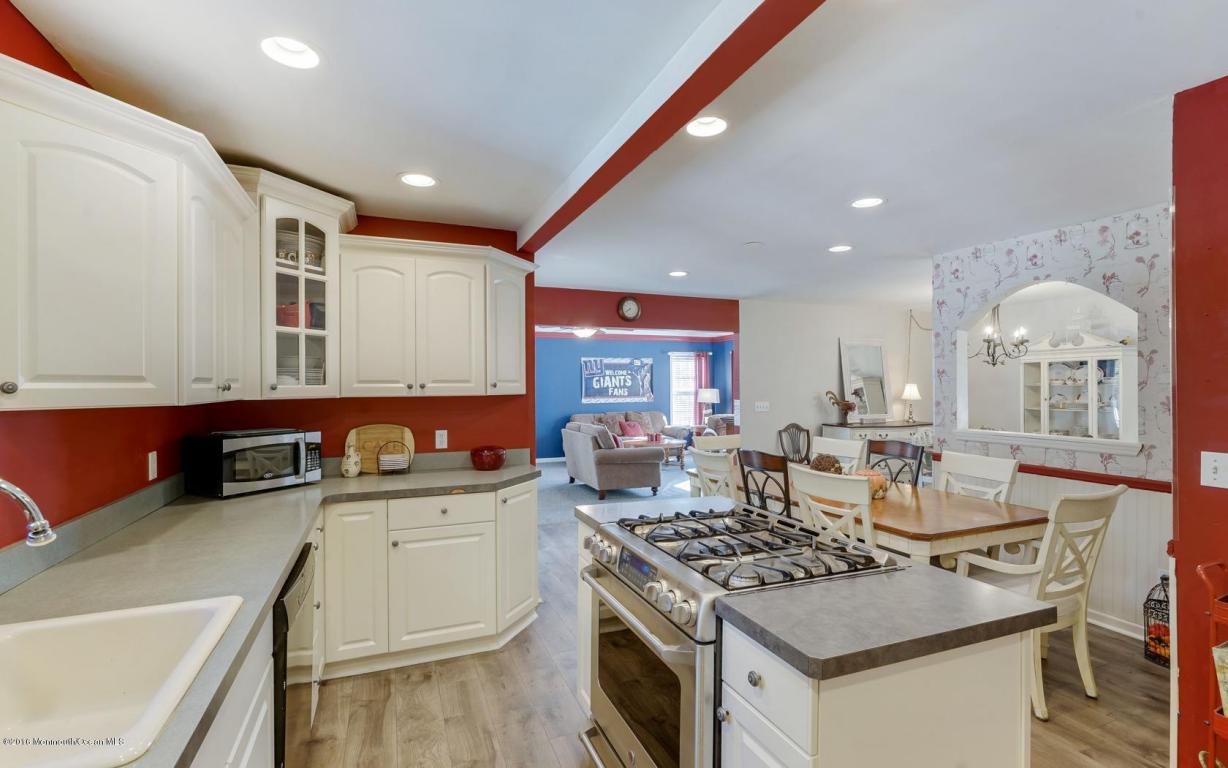 21 Roberta Dr, Howell, NJ 07731 photo 18
