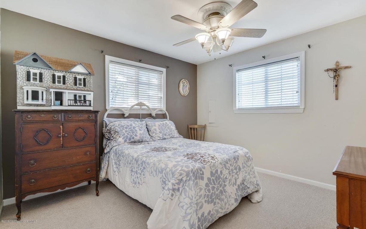 21 Roberta Dr, Howell, NJ 07731 photo 27