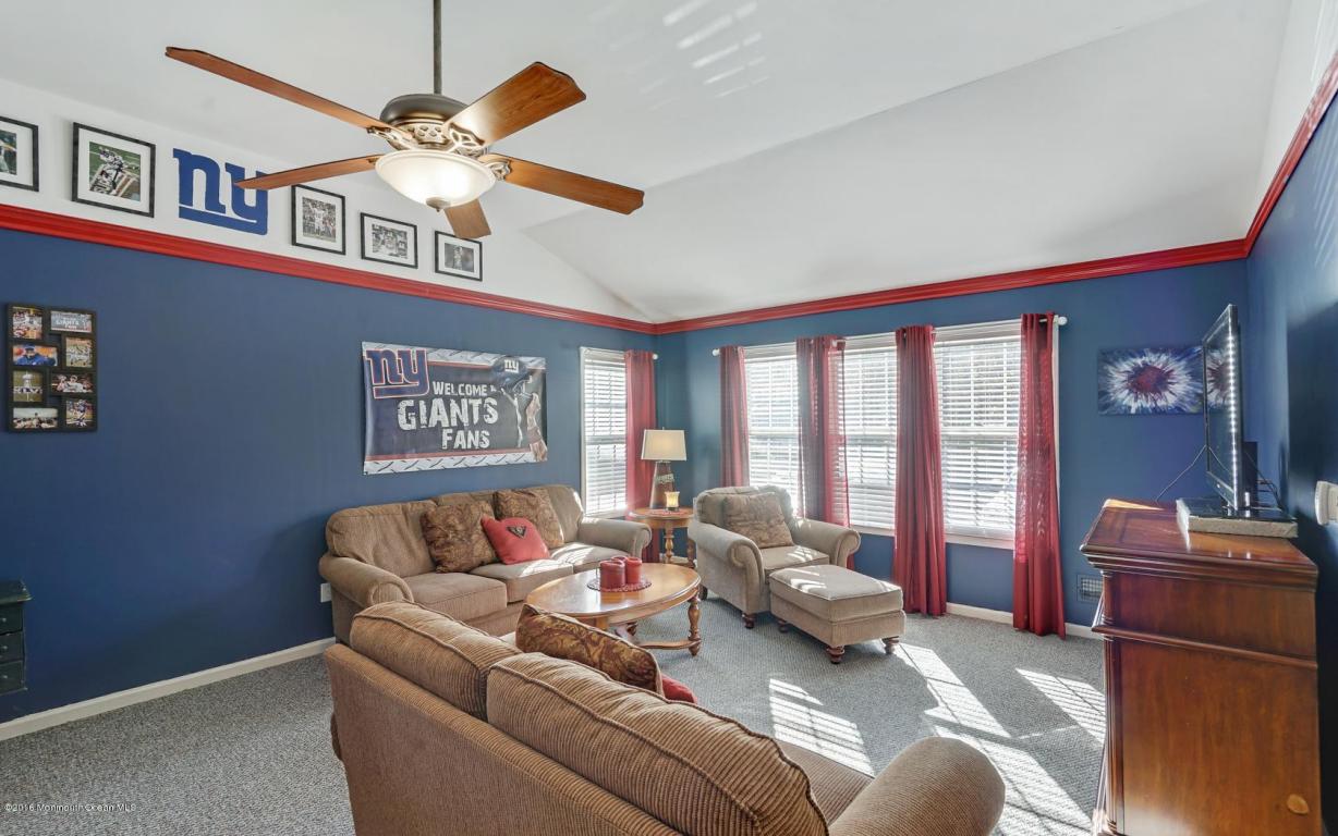 21 Roberta Dr, Howell, NJ 07731 photo 24