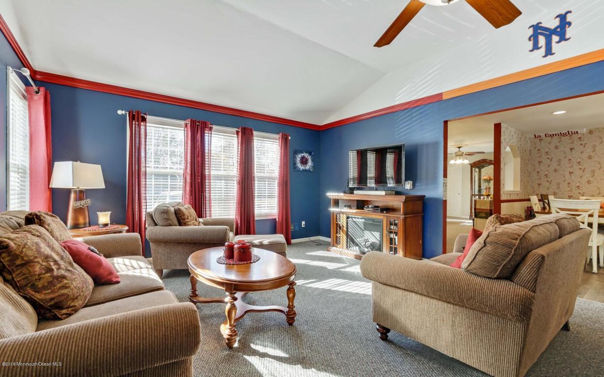21 Roberta Dr, Howell, NJ 07731 photo 23