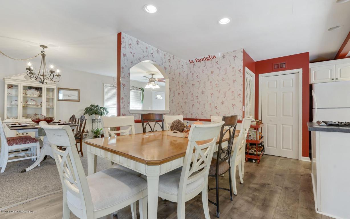 21 Roberta Dr, Howell, NJ 07731 photo 15