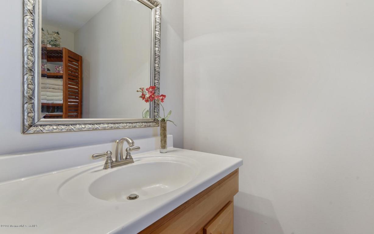21 Roberta Dr, Howell, NJ 07731 photo 35