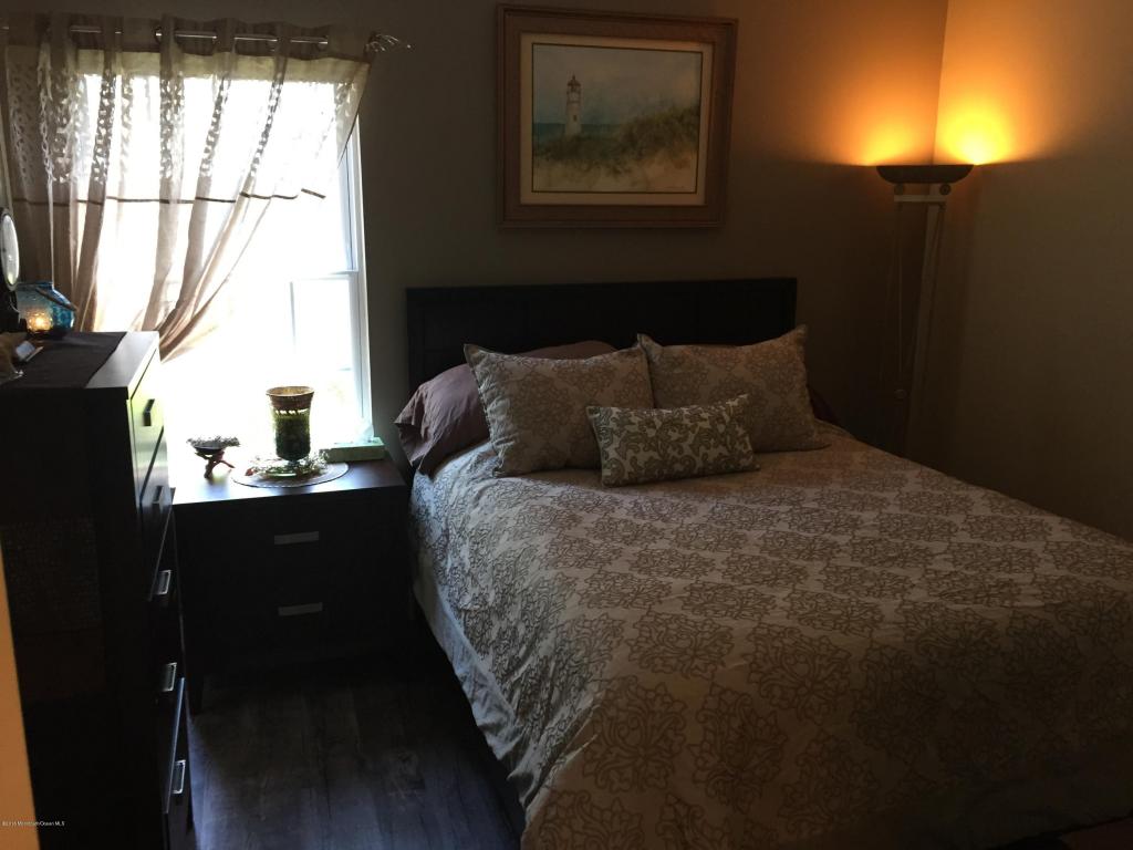 47 Strathmere St, Waretown, NJ 08758 photo 19