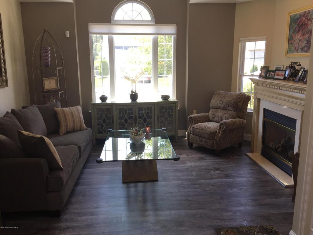 47 Strathmere St, Waretown, NJ 08758 photo 2