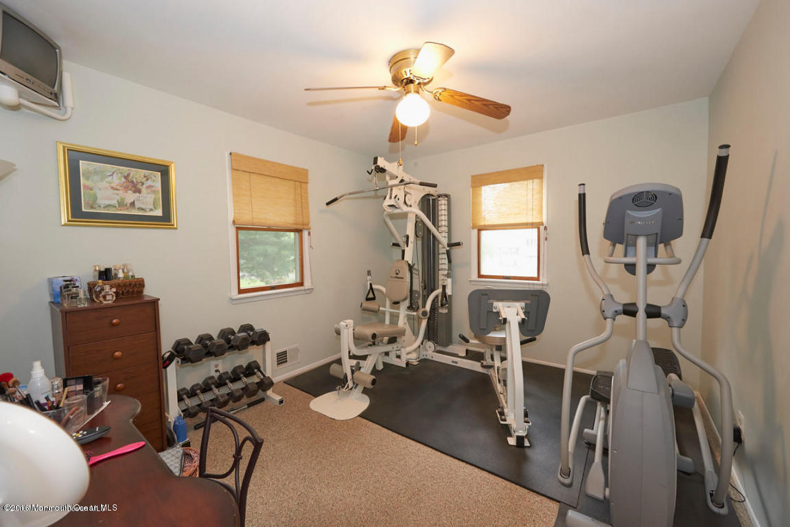 16 Karyn Ter E, Middletown, NJ 07748 photo 19