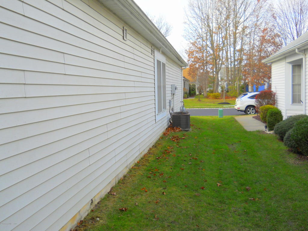 15 Arthur Ct, Jackson, NJ 08527 photo 8