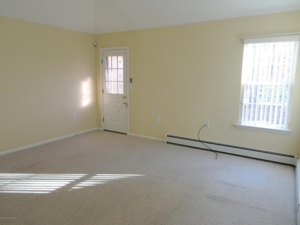 15 Arthur Ct, Jackson, NJ 08527 photo 10