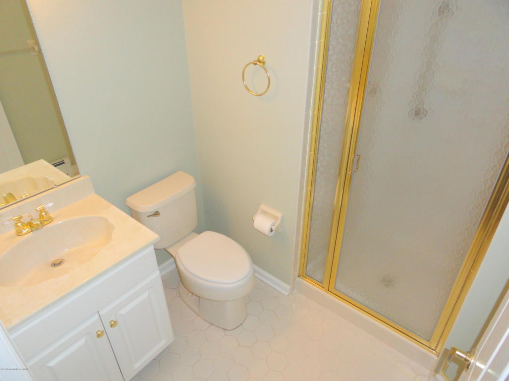 15 Arthur Ct, Jackson, NJ 08527 photo 18