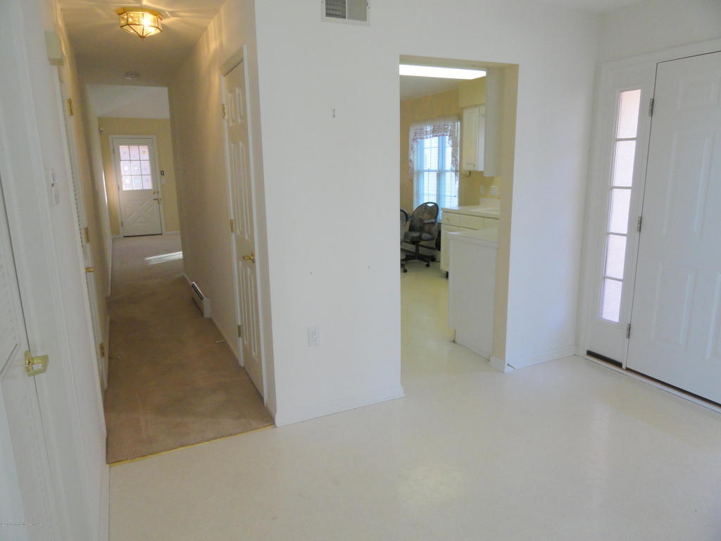 15 Arthur Ct, Jackson, NJ 08527 photo 13