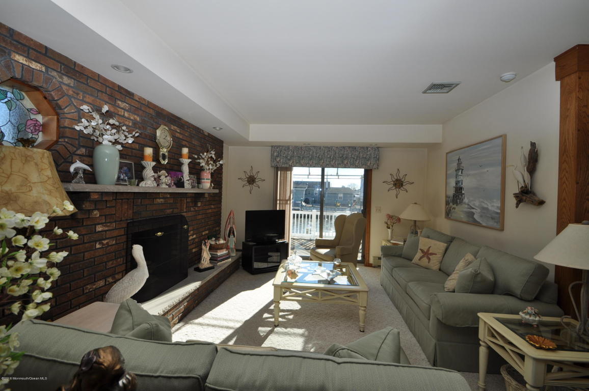 921 Capstan Dr, Forked River, NJ 08731 photo 6
