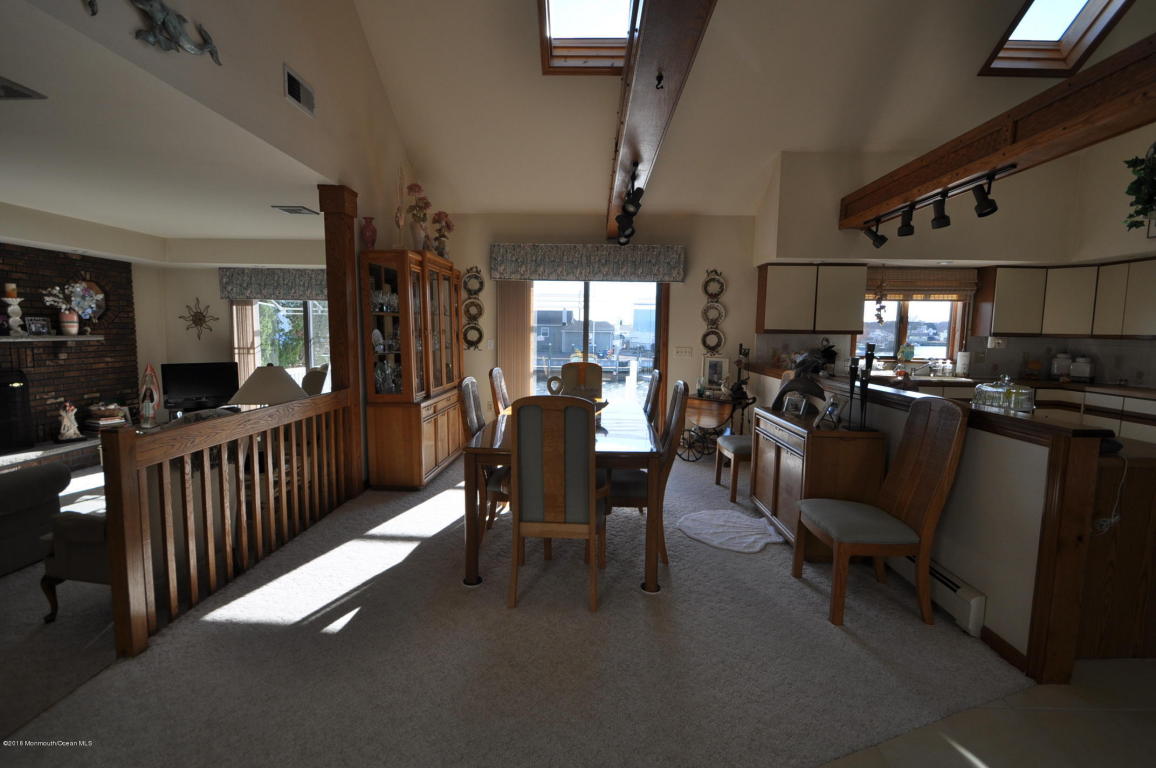 921 Capstan Dr, Forked River, NJ 08731 photo 9