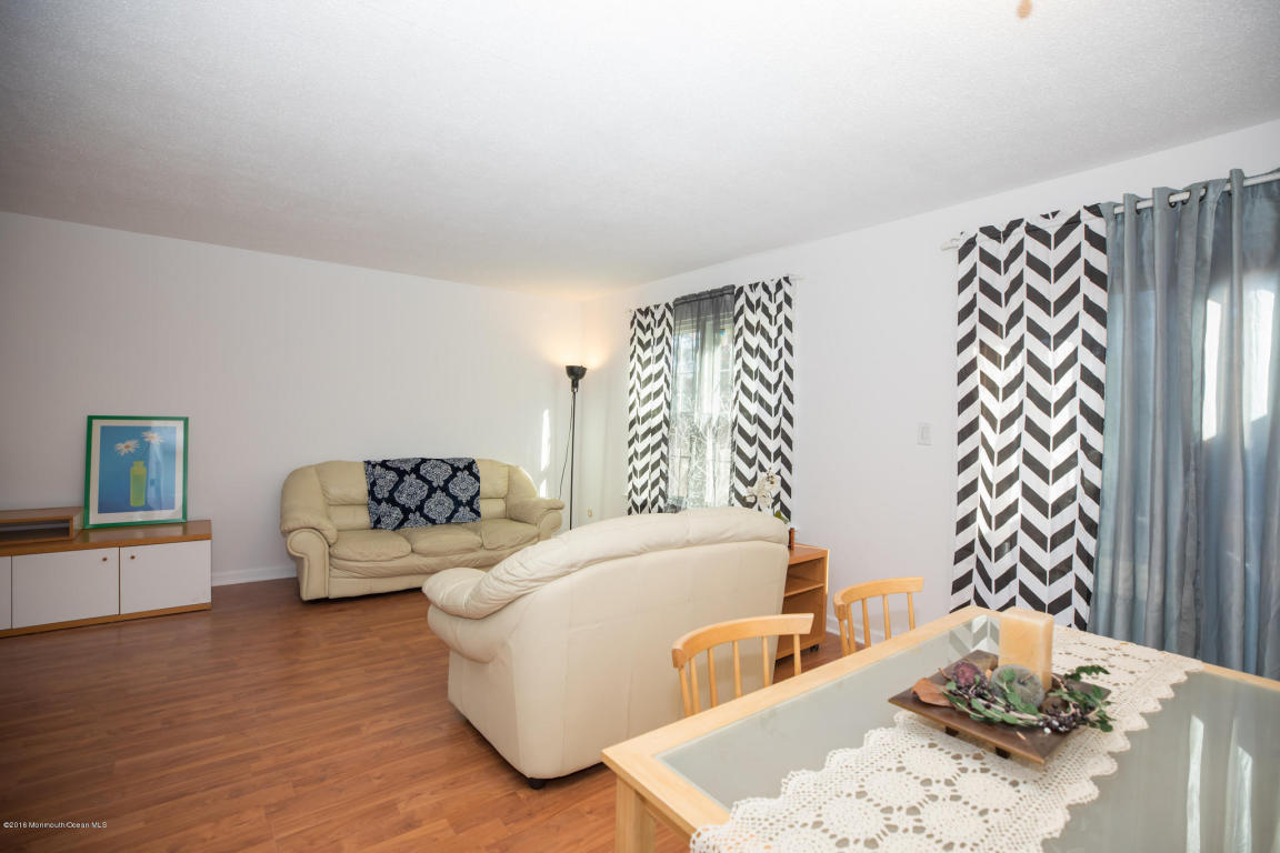 5 Pheasant Run, Edison, NJ 08820 photo 12