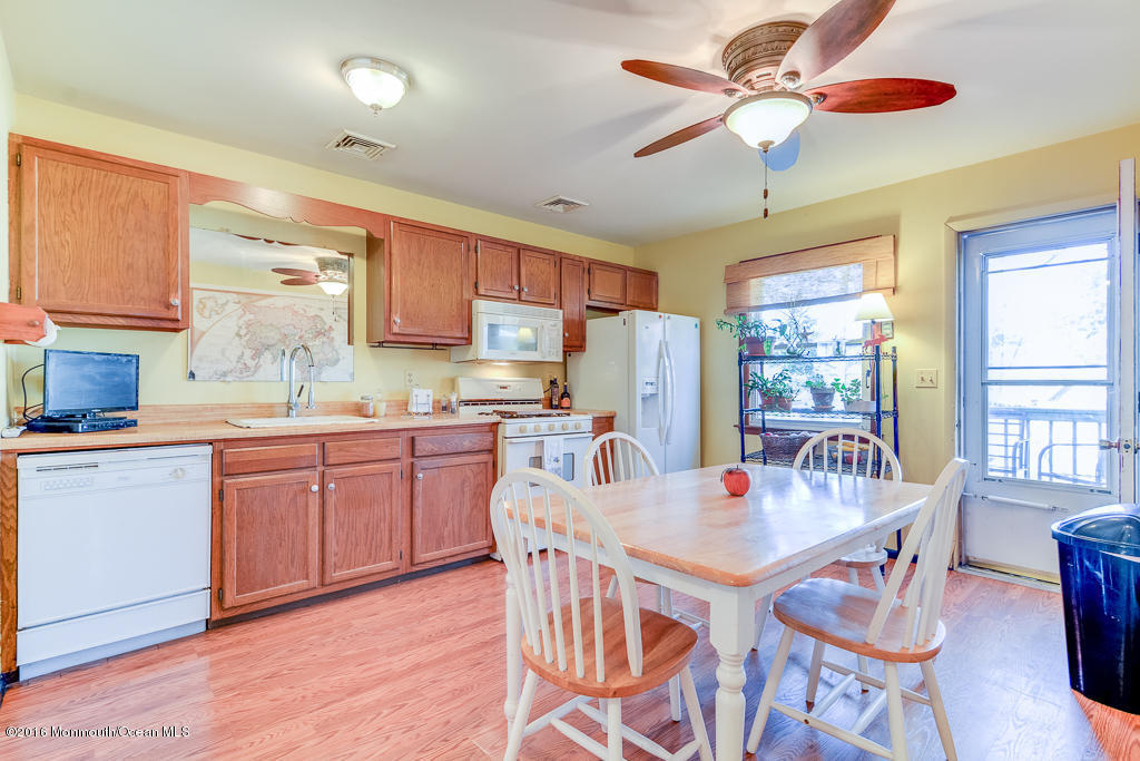 976 Cypress Ave, Brick, NJ 08723 photo 5