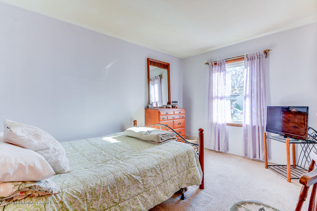 976 Cypress Ave, Brick, NJ 08723 photo 8