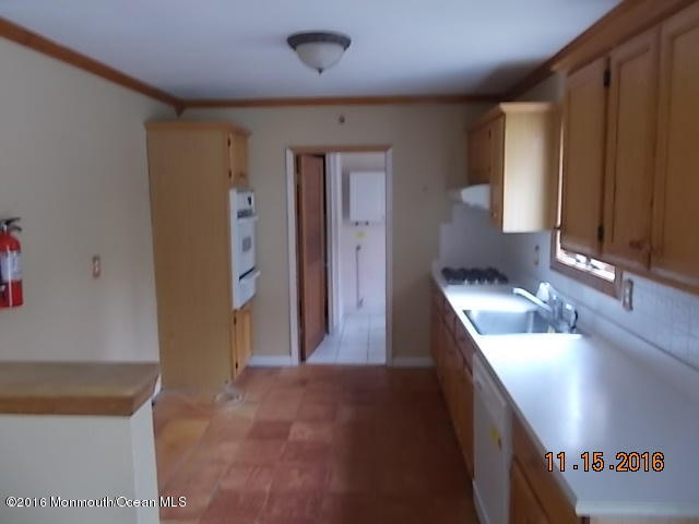 1106 Ruby Dr, Toms River, NJ 08753 photo 5