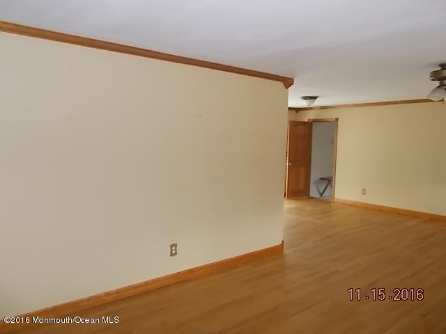 1106 Ruby Dr, Toms River, NJ 08753 photo 3