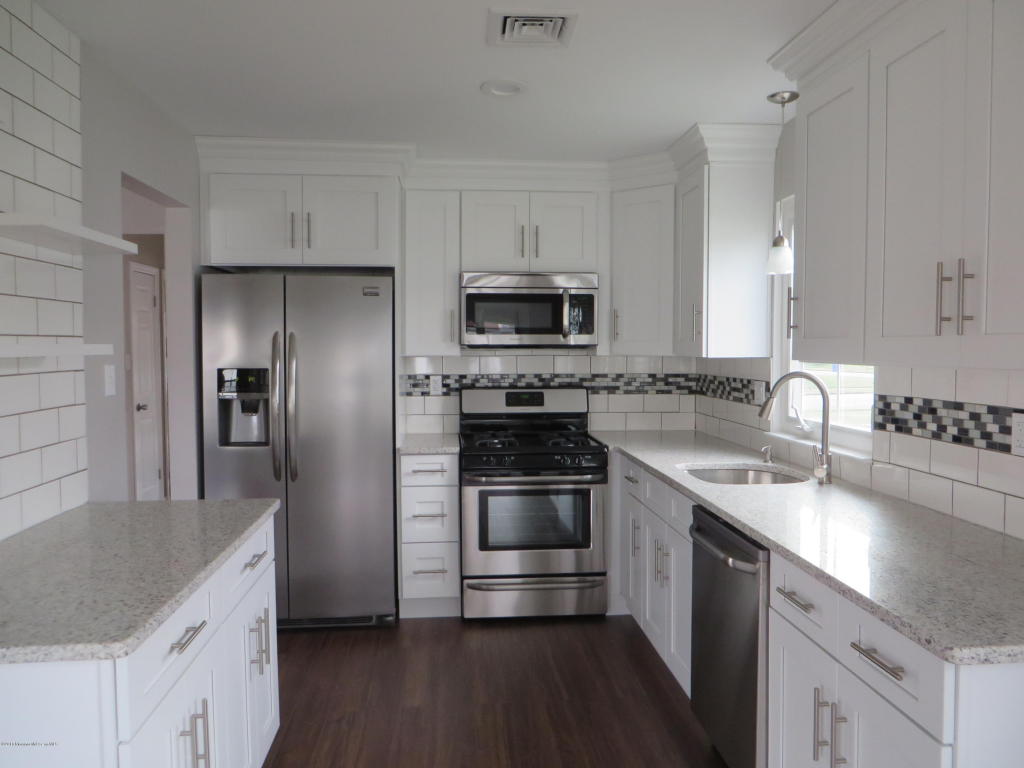 5 Rushmore Dr, Brick, NJ 08724 photo 7