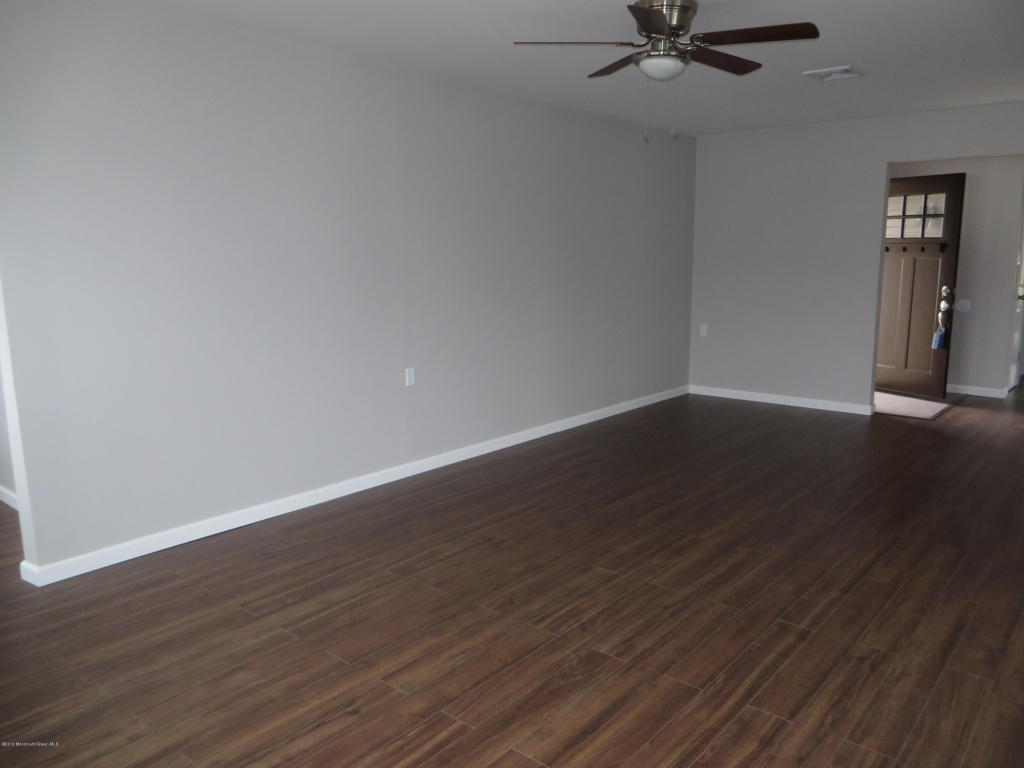 5 Rushmore Dr, Brick, NJ 08724 photo 5