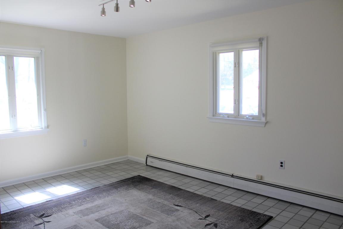 7 Pine Ln, Ocean, NJ 07712 photo 17