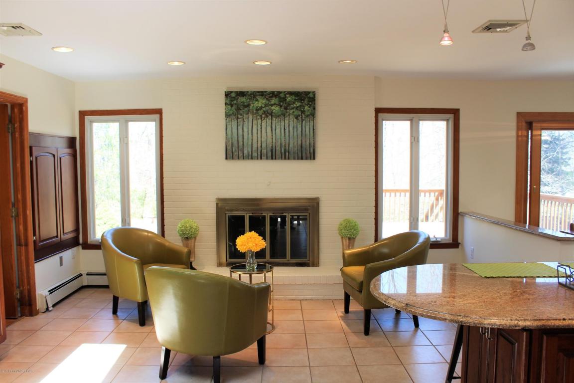 7 Pine Ln, Ocean, NJ 07712 photo 4