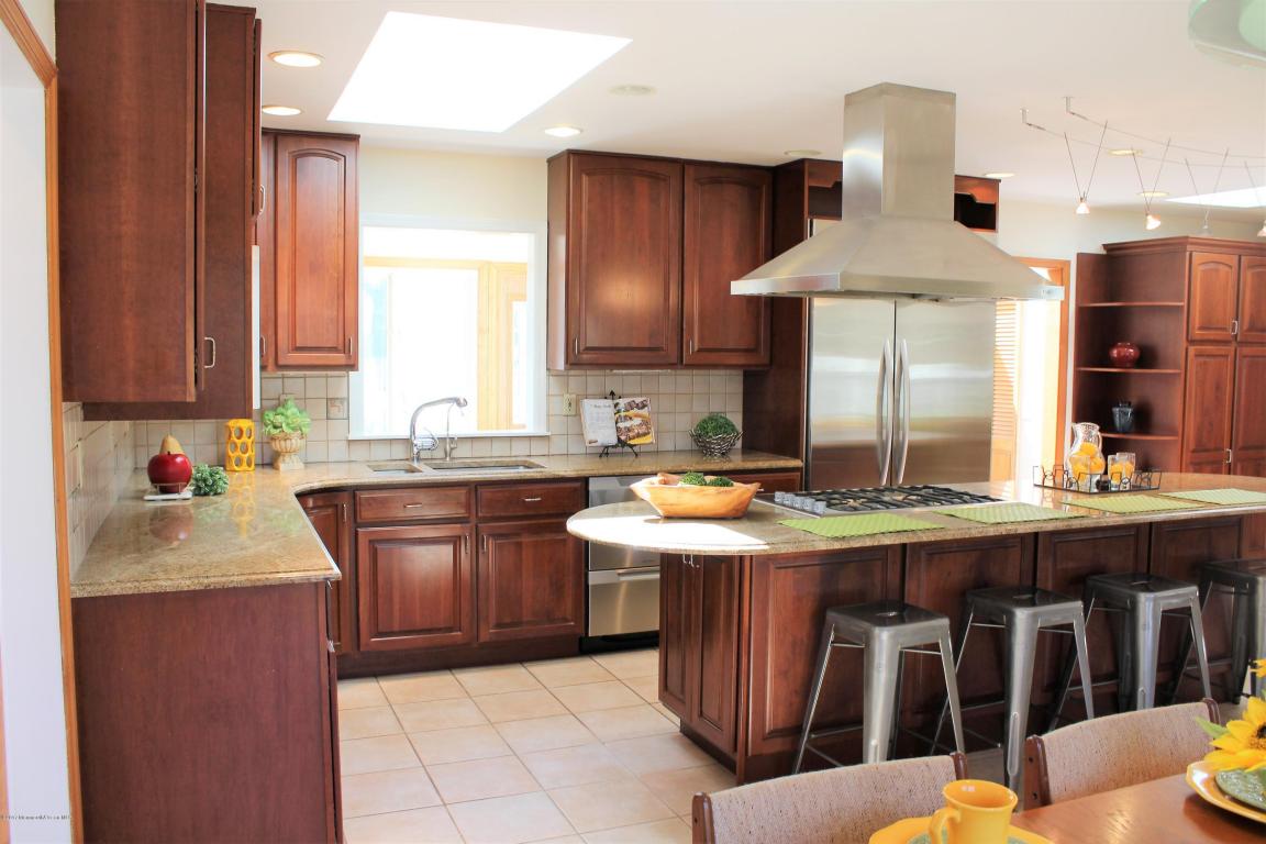 7 Pine Ln, Ocean, NJ 07712 photo 7