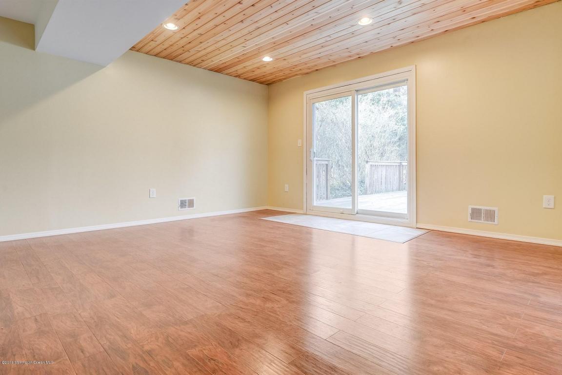 324 Main St, Matawan, NJ 07747 photo 10