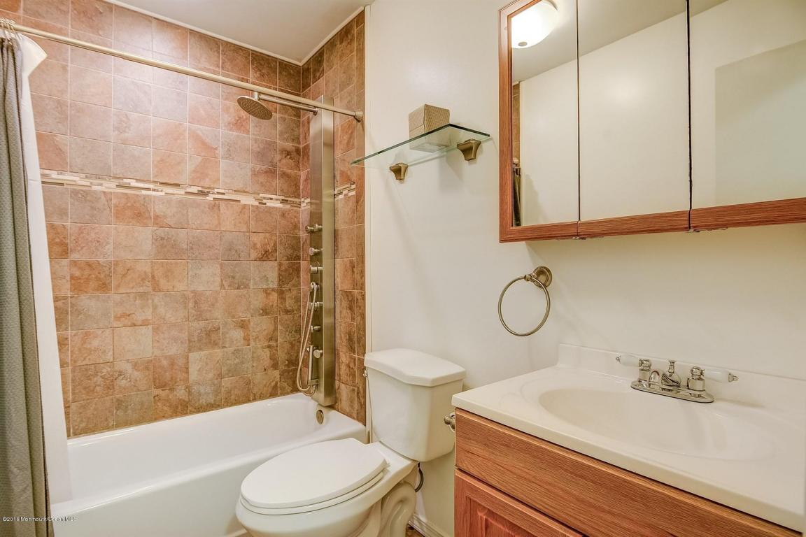 324 Main St, Matawan, NJ 07747 photo 15