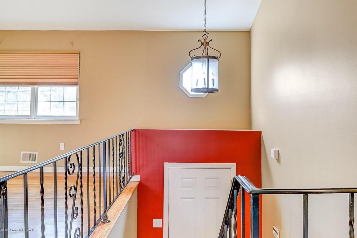 324 Main St, Matawan, NJ 07747 photo 2