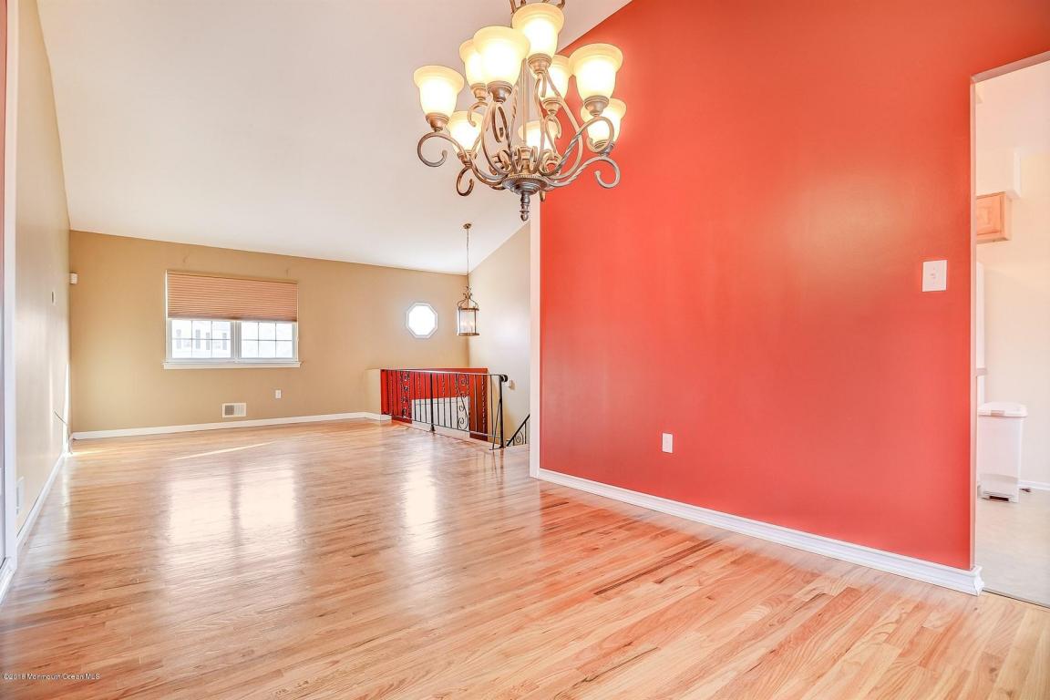 324 Main St, Matawan, NJ 07747 photo 6