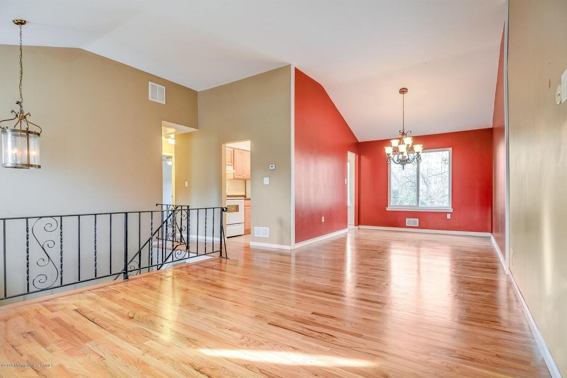 324 Main St, Matawan, NJ 07747 photo 5