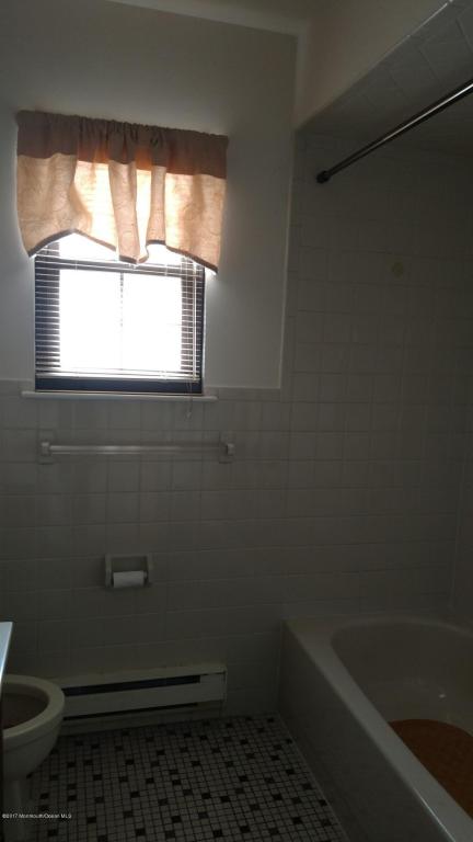 12 Rushmore Dr, Brick, NJ 08724 photo 4