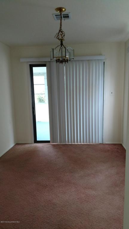 12 Rushmore Dr, Brick, NJ 08724 photo 6