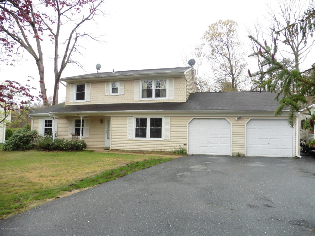 697 Millbrook Rd, Brick, NJ 08724 photo 2