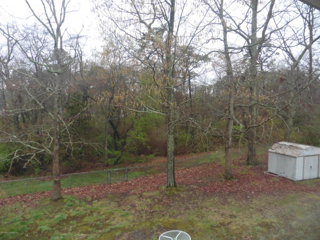 697 Millbrook Rd, Brick, NJ 08724 photo 5