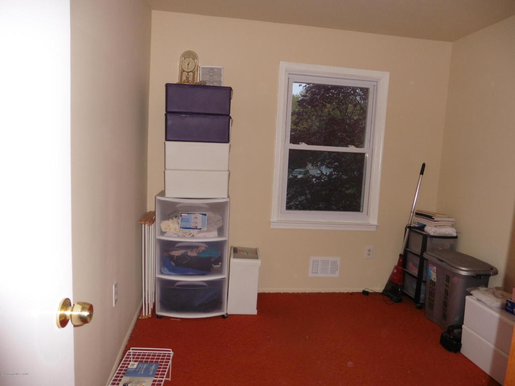 697 Millbrook Rd, Brick, NJ 08724 photo 20