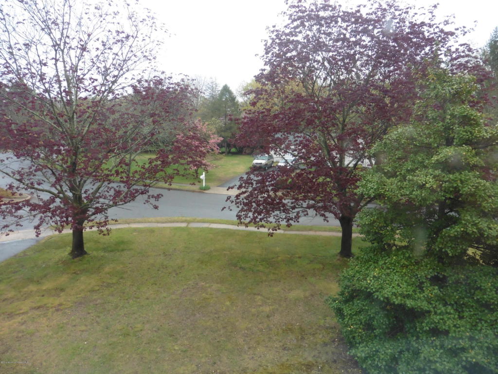 697 Millbrook Rd, Brick, NJ 08724 photo 7
