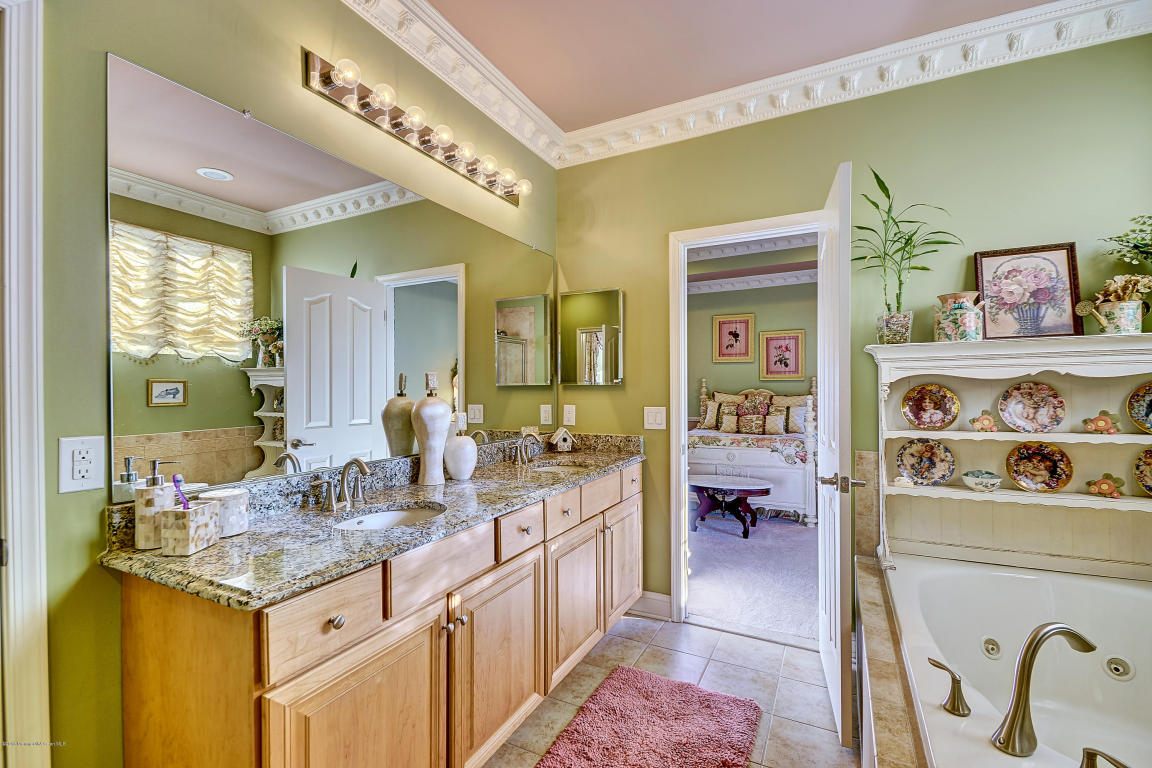 7 Ventnor Ct, Waretown, NJ 08758 photo 21