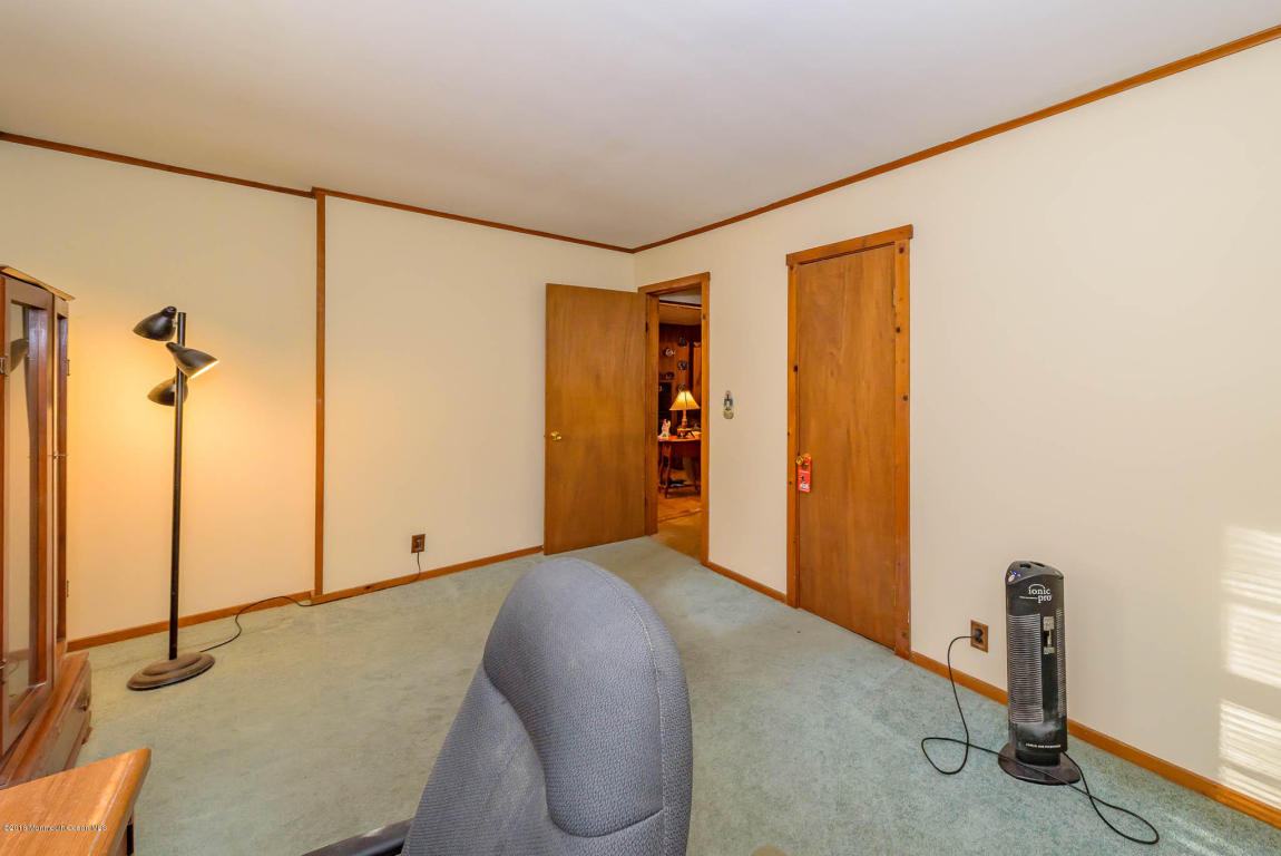 225 Circle Dr, Brick, NJ 08723 photo 19