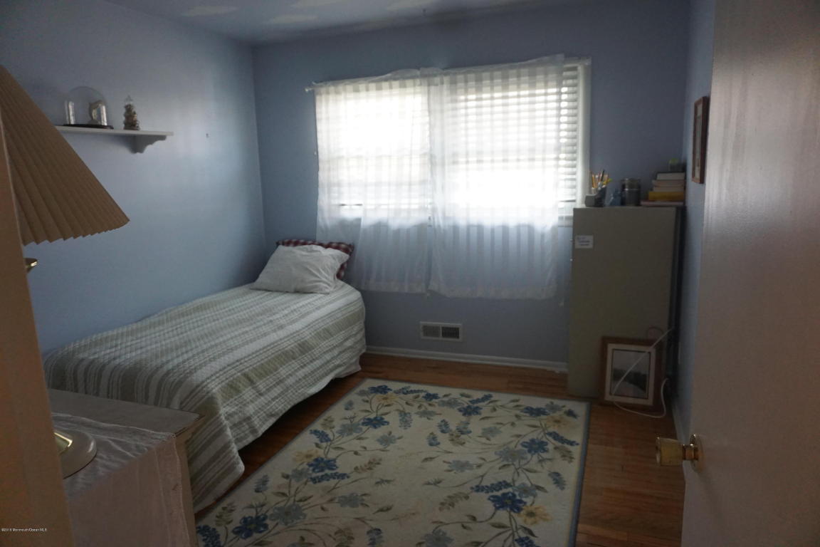 106 Crescent Dr, Brick, NJ 08724 photo 6