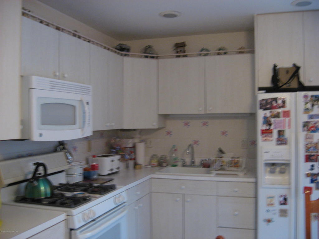76 E Connecticut Concourse, Jackson, NJ 08527 photo 2