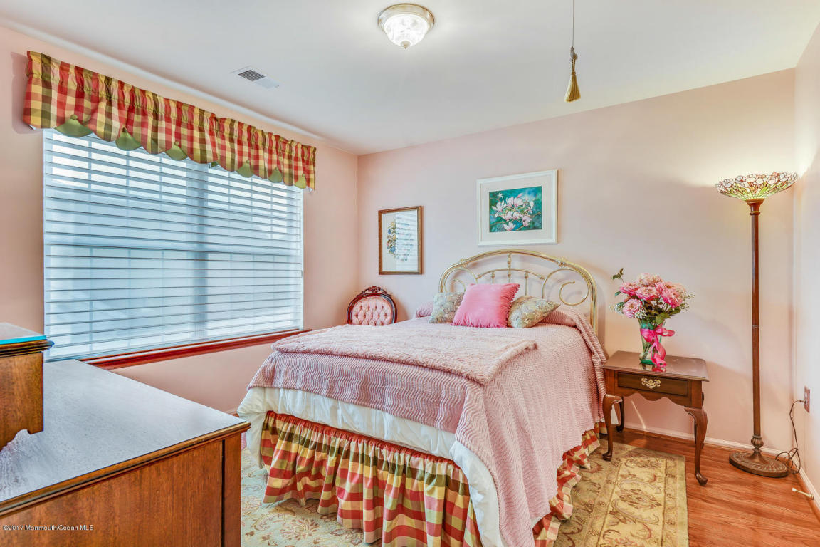 36 Strathmere St, Waretown, NJ 08758 photo 38
