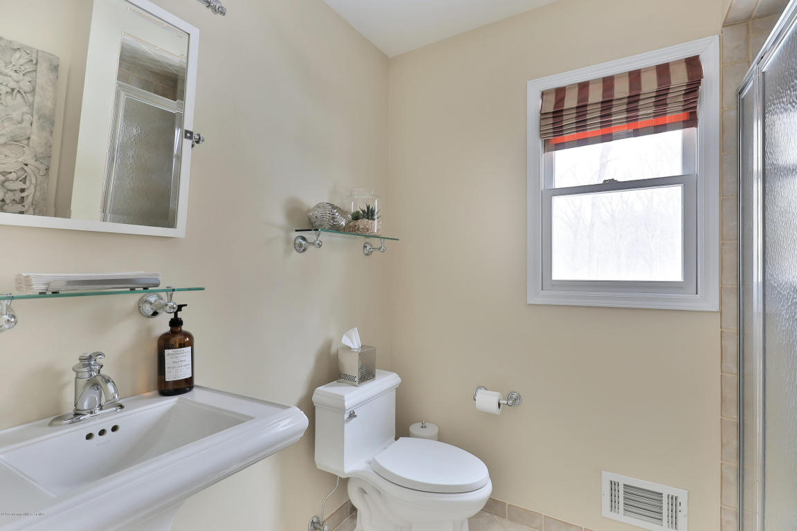 3 Oldwick Ct, Middletown, NJ 07748 photo 15