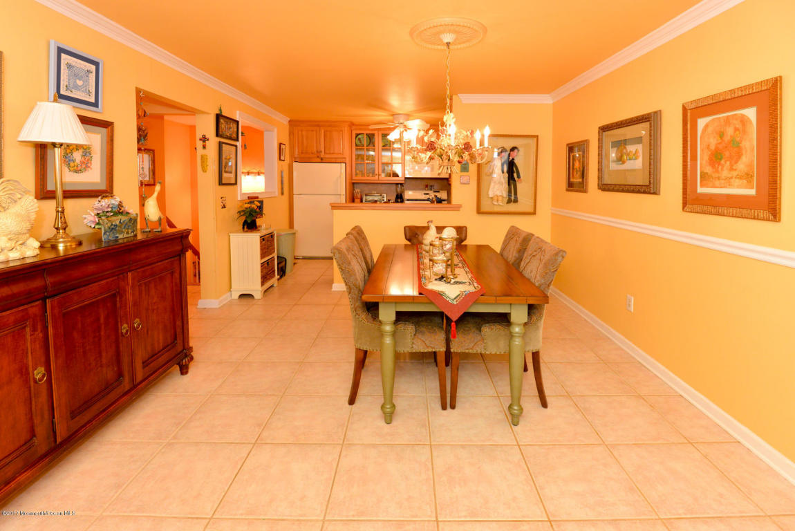 397 Deuce Dr, Wall, NJ 07719 photo 8