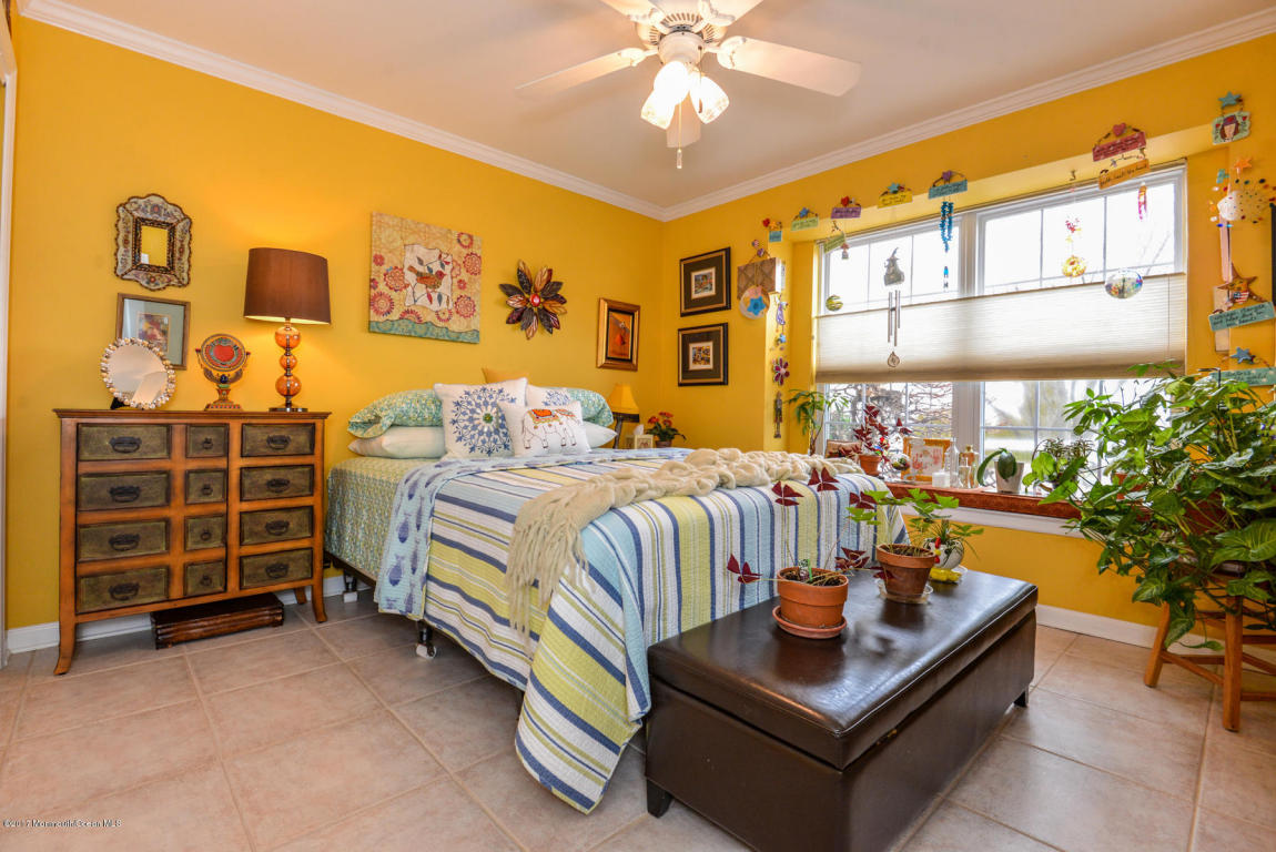 397 Deuce Dr, Wall, NJ 07719 photo 14