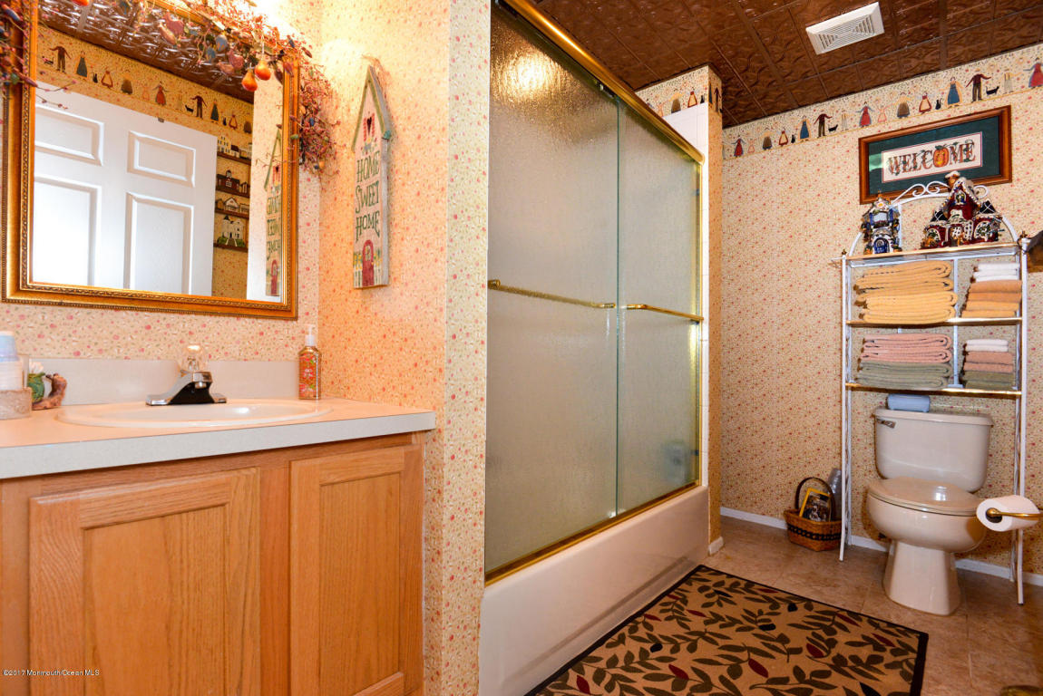 397 Deuce Dr, Wall, NJ 07719 photo 15