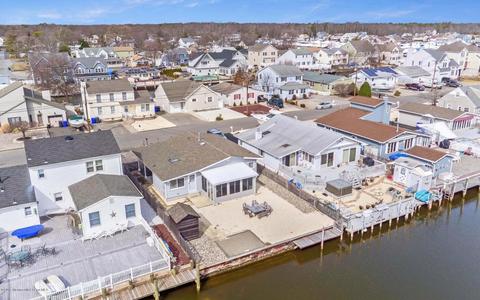 15 Commodore Dr, Brick, NJ 08723 photo 19