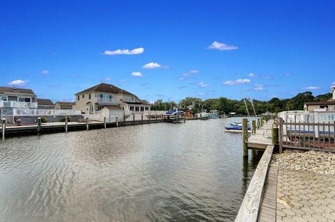 15 Commodore Dr, Brick, NJ 08723 photo 33